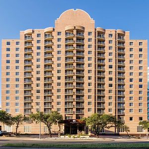 Doubletree Suites By Hilton Austin Downtown Capitol